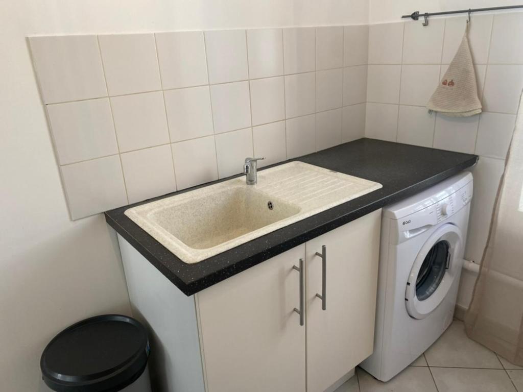 Appartement Coeur De Marseille, Au Calme, T3, By Sam Extérieur photo